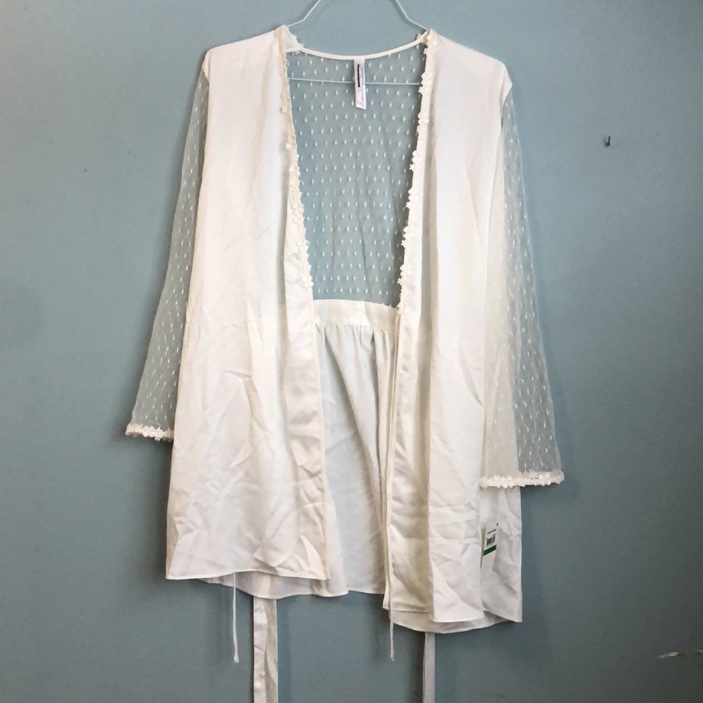 Flora Nikrooz Showstopper Cover Up - Picture 2 of 7